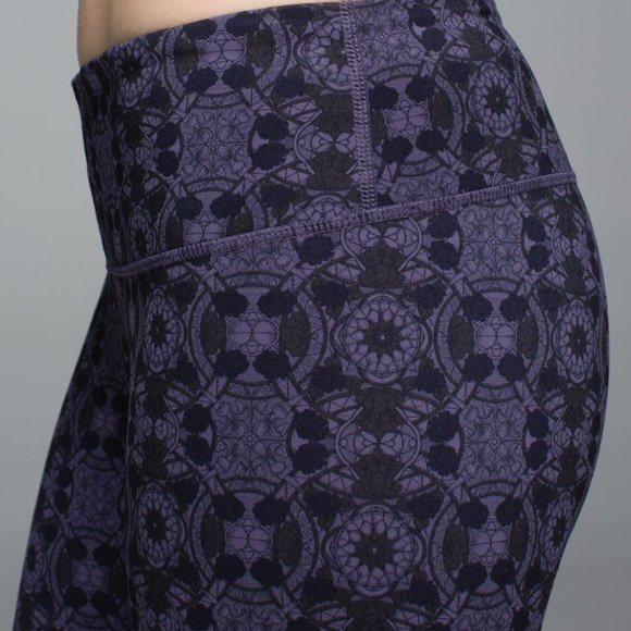 Lululemon Wunder Under Pant II - Picture 3 of 10